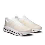 On Running Zendaya x Cloudtilt Moon 'White Frost' - Image 4