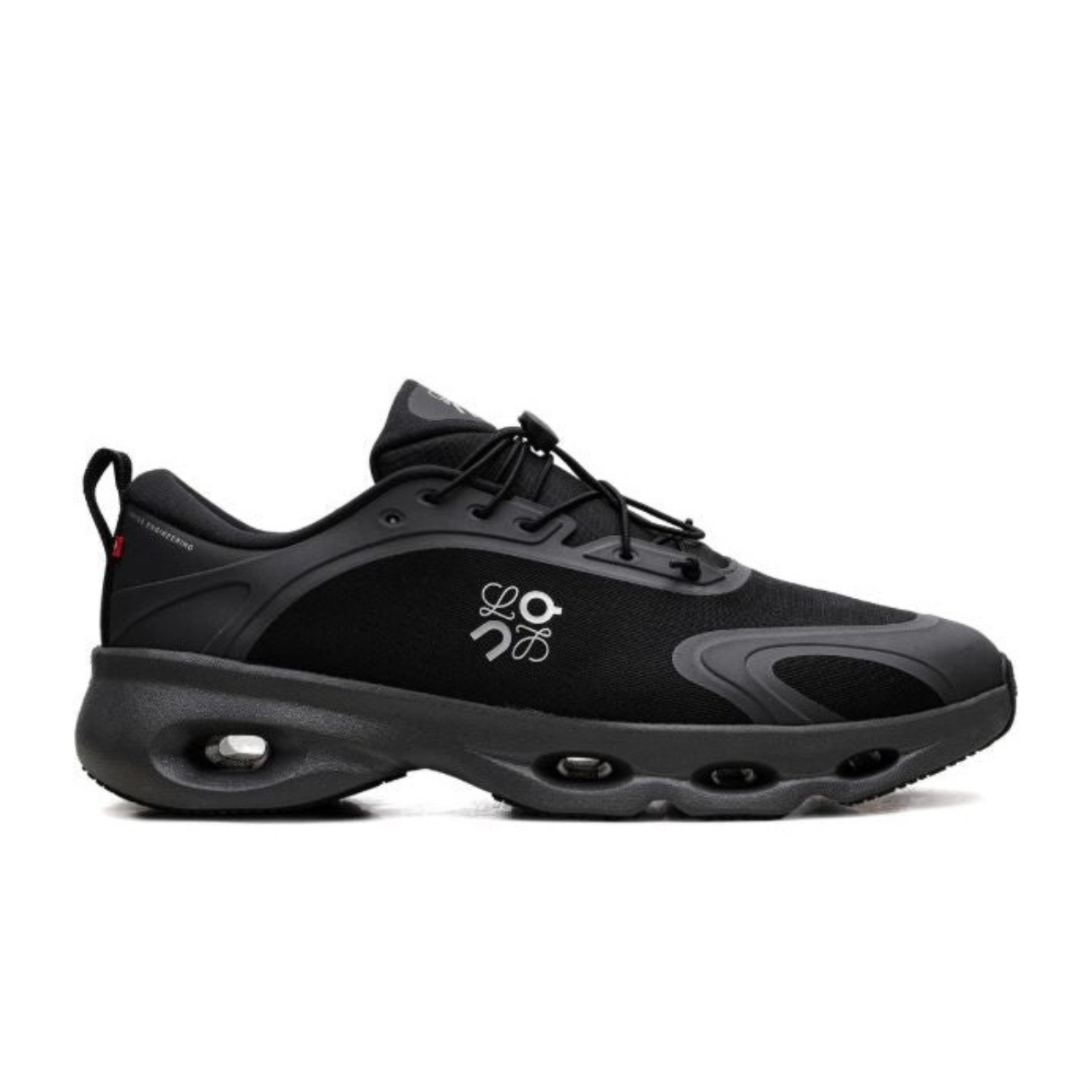 29EEBFAC-515A-4396-B917-F49138B9AE64 On Running Cloudsolo LOEWE 'Black' - Image 1