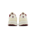 Air Zoom Vomero 5 'Valentine's Day' - Image 6